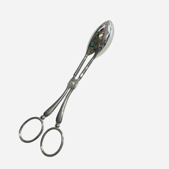 VTG Silver Plate Salad Tongs – Ornate Pastry Server – Elegant Buffet - Picture 7 of 12